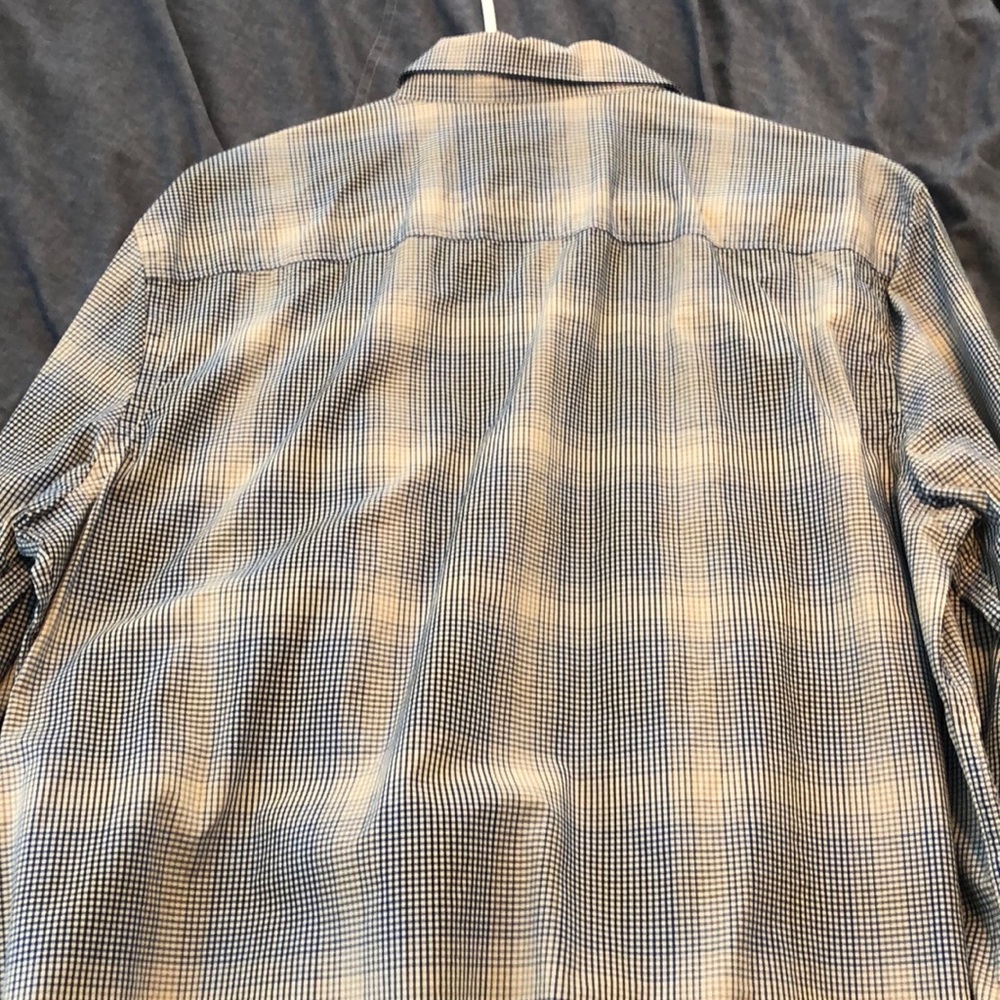 Perry Ellis size large button down. - Picture 3 of 3